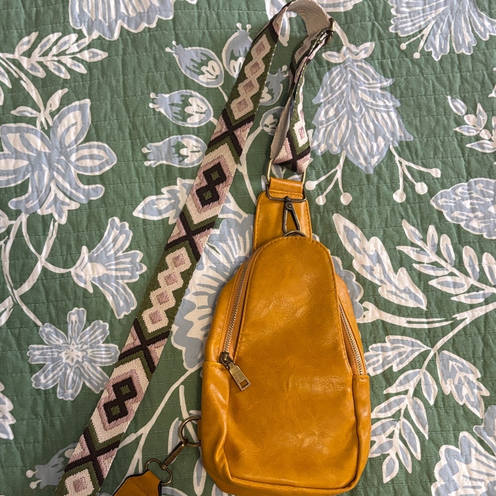 Mustard Leather Crossbody Bag with Patterned Strap - Picture 3 of 7